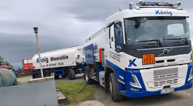 Seit Mai 2026 schmückt ein neuer Tankwagen VOLVO FM430 4×2.  die Königsflotte.